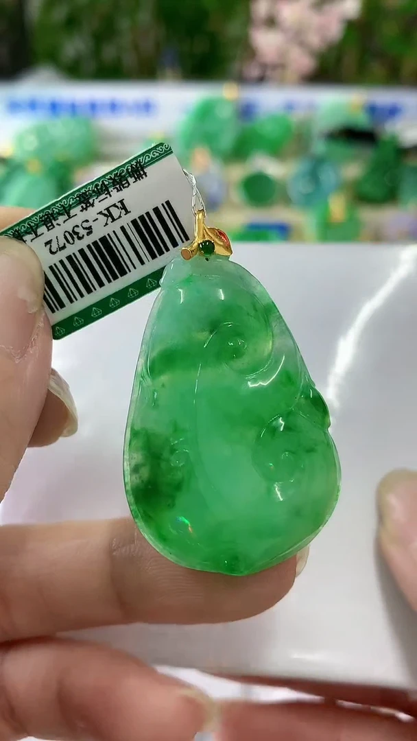 【闪购商品】翡翠颈饰18K金镶嵌挂件