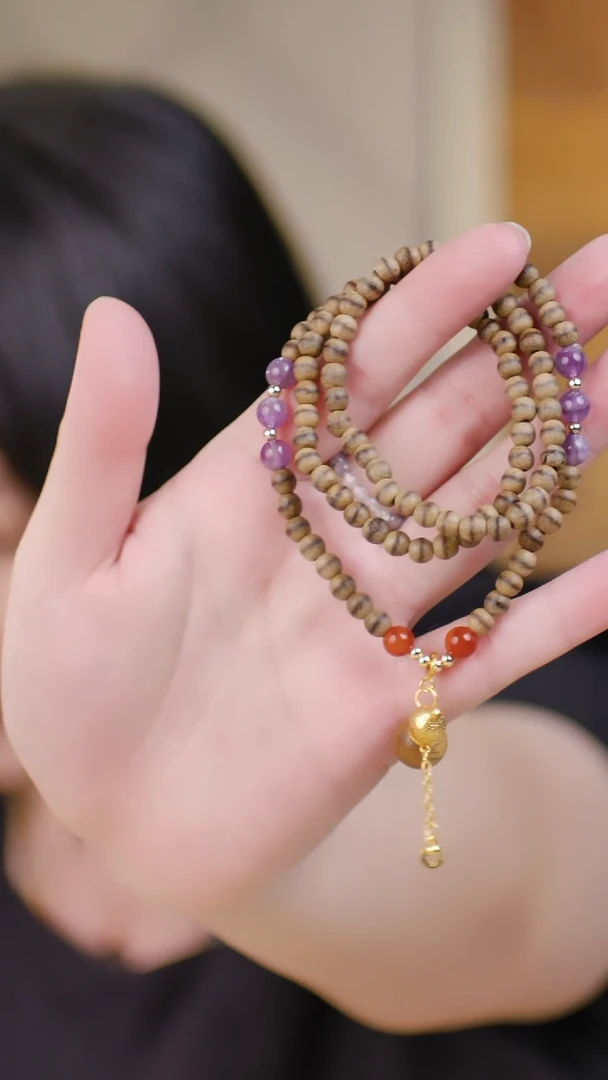 水晶手串未镶嵌(文莱奇楠0.5项链+葫芦吊坠）