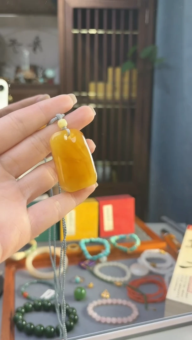 蜜蜡颈饰未镶嵌蜜蜡无事牌吊坠YX