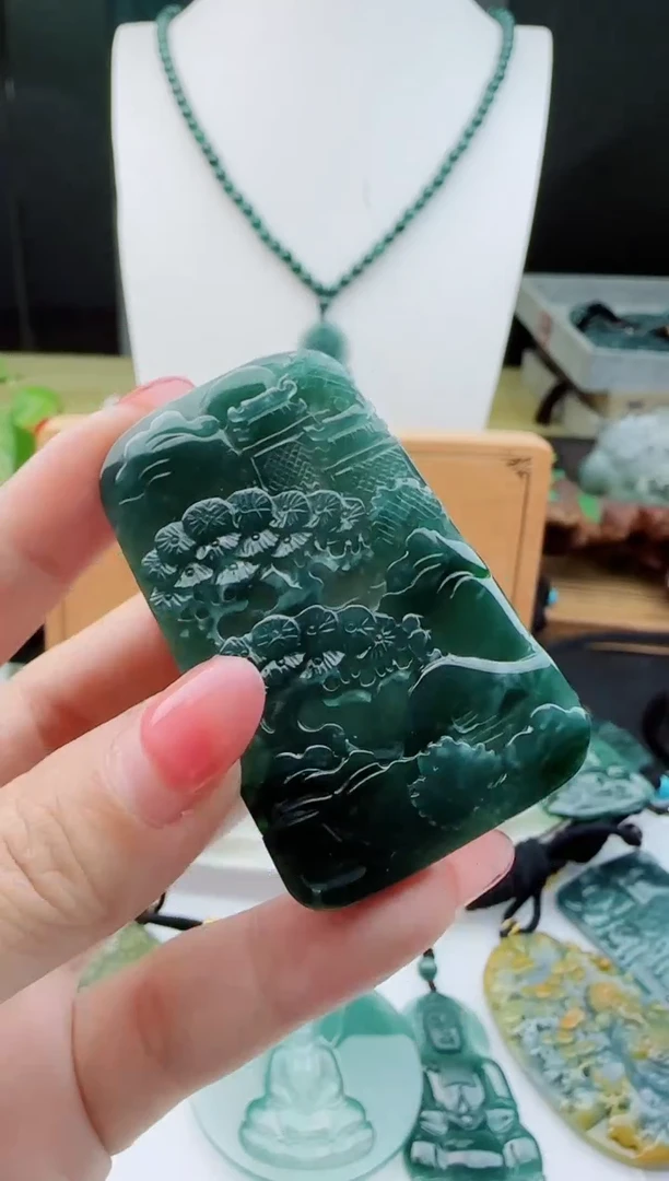 【闪购商品】翡翠颈饰未镶嵌11111111