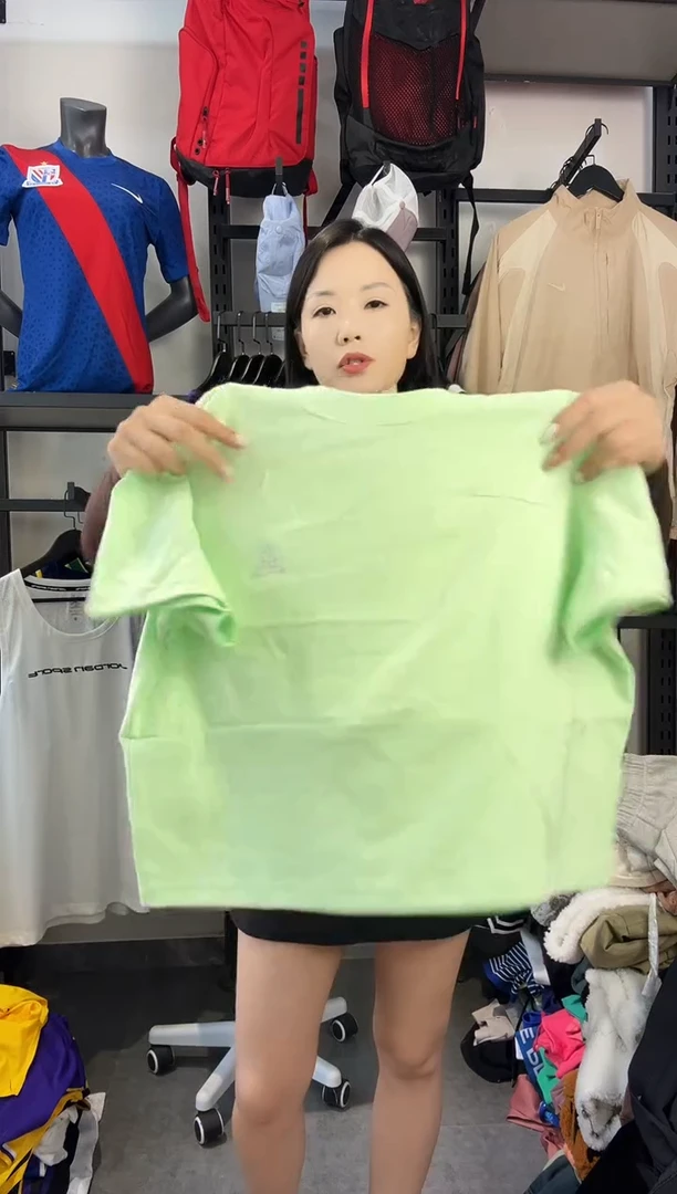 208编码 瑕疵款直播间过款为准 尺码L