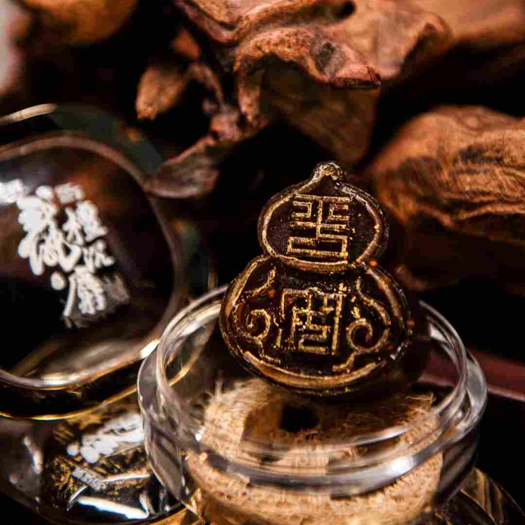 宫皇顺龙檀沉麝精油皂  46.4gGHSXH001