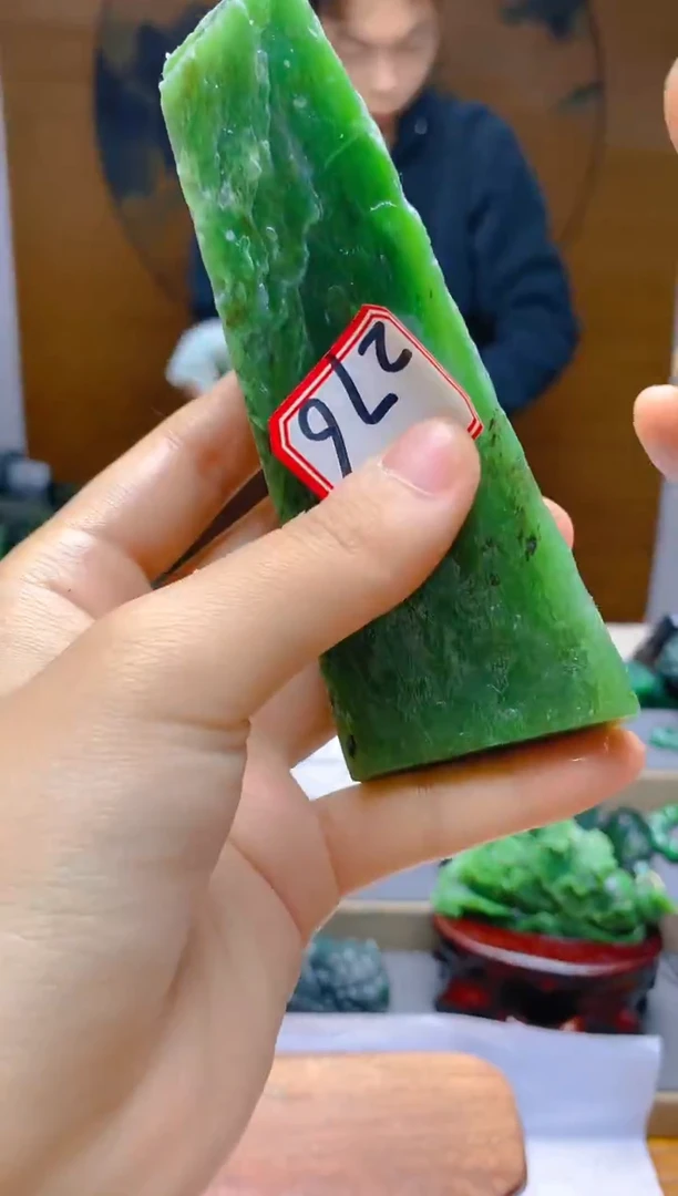 【闪购商品】和田玉（碧玉）未镶嵌珠宝半成品1