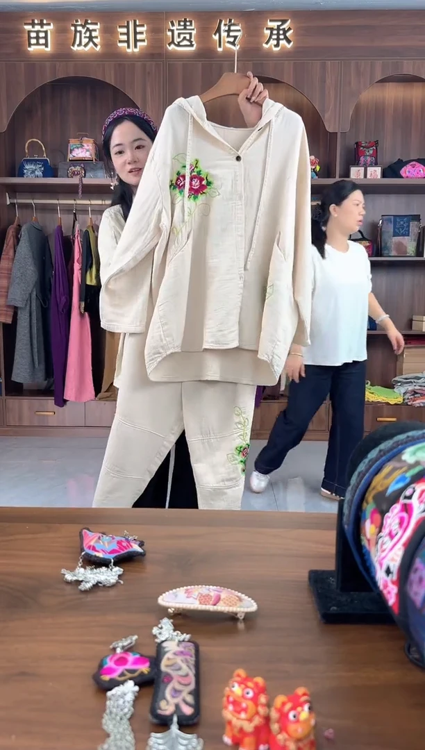 织绣扶光苗绣传承L72