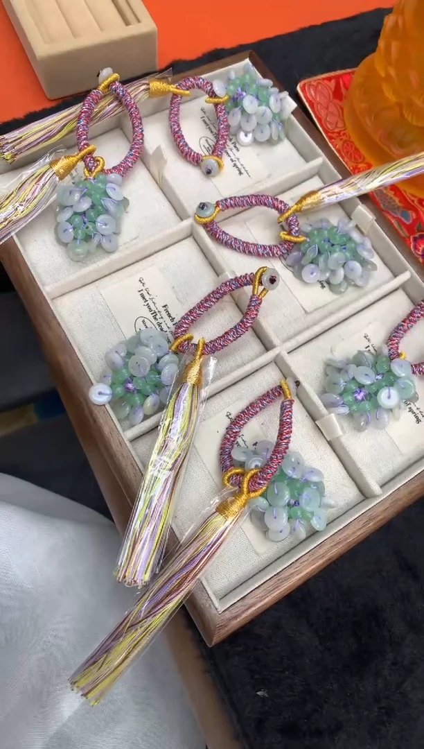 【闪购商品】翡翠挂件未镶嵌挂件 多样性发（1件）