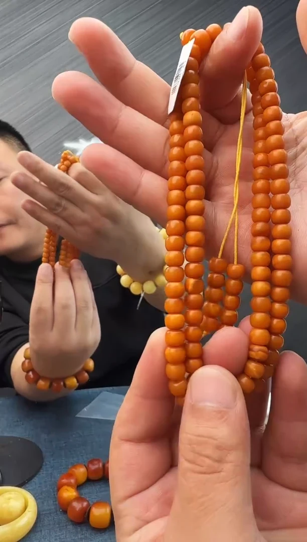 蜜蜡未镶嵌珠宝奇石假一罚十22，7多样性发其一