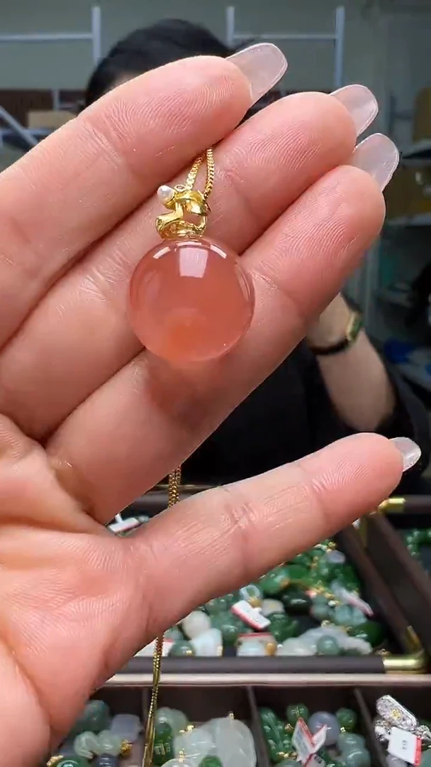 未镶嵌颈饰玛瑙/玉髓（多样性发货.发其一)12.17.48