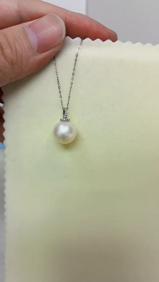 18K金镶嵌DA海水珍珠澳白吊坠12-13 y445