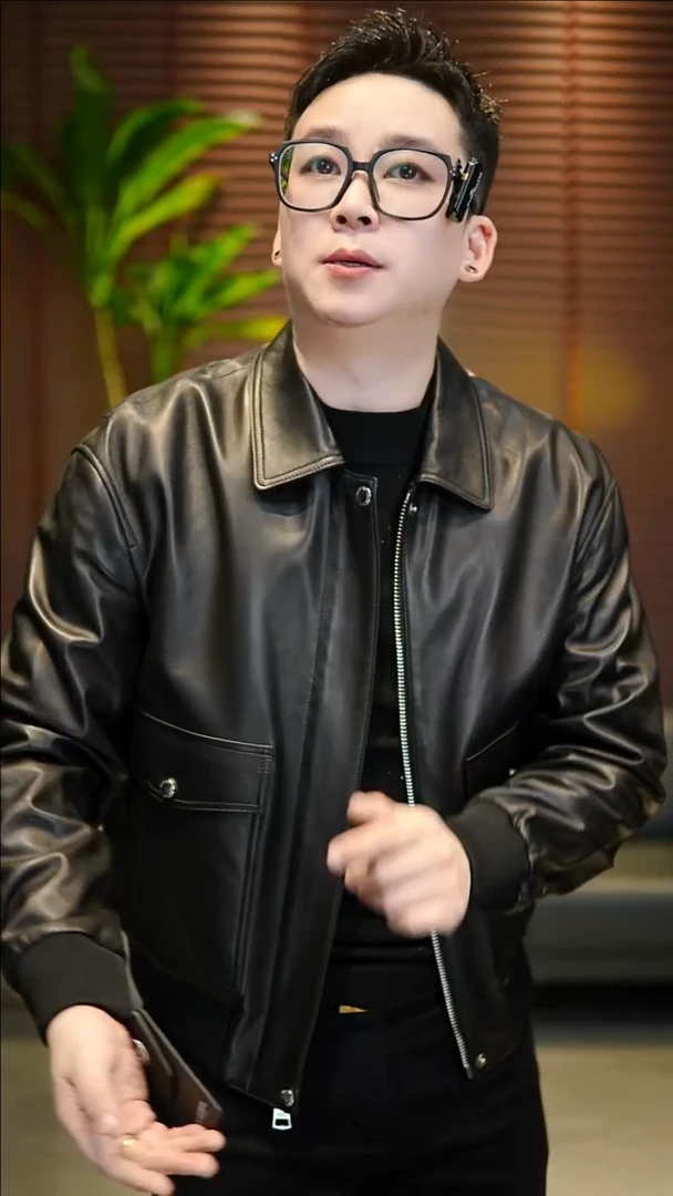 吴*48码（105-125斤）真皮夹克