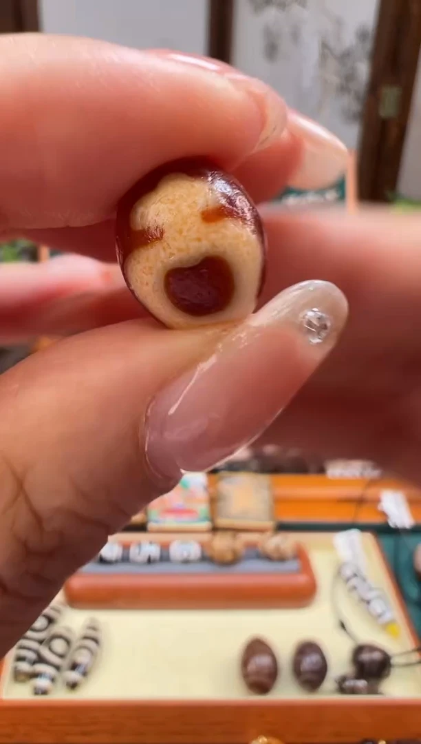 未镶嵌颈饰玛瑙/玉髓36.(微瑕随机发货)