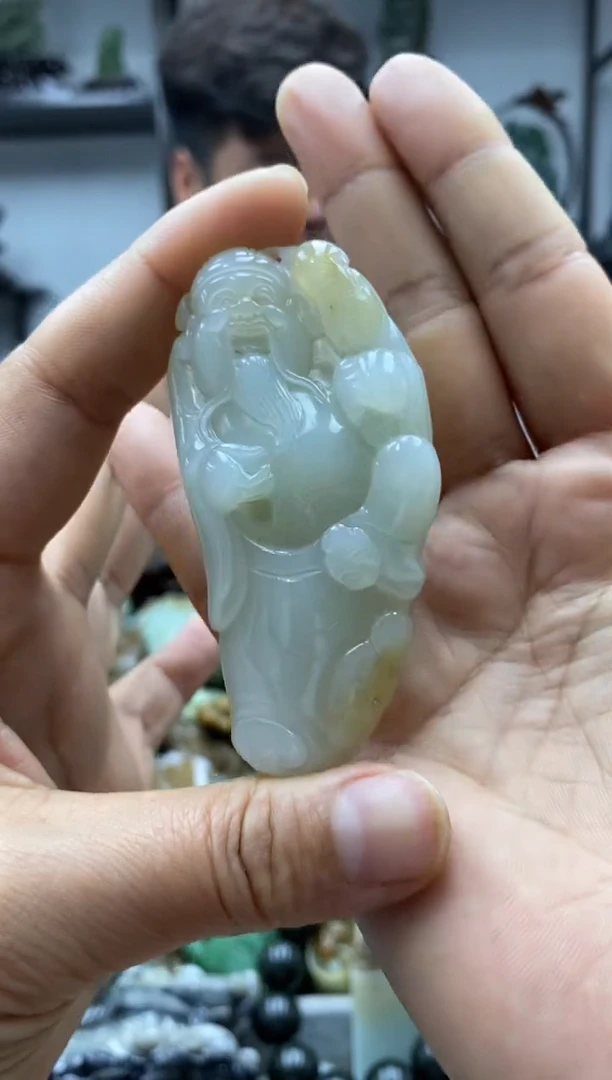 和田玉未镶嵌把件1