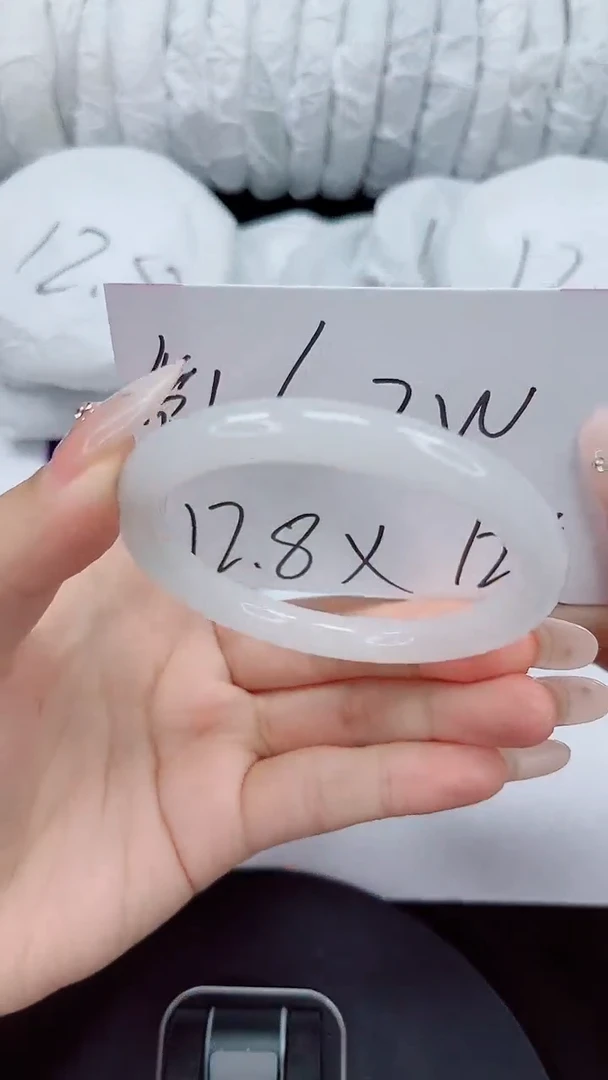 石英质玉手镯未镶嵌165-54/55