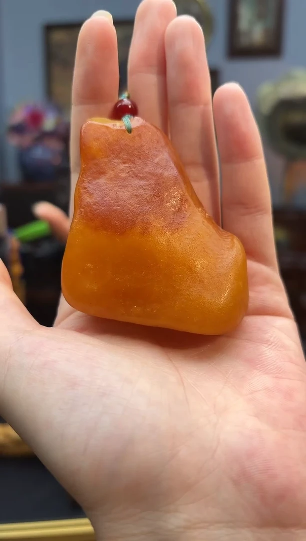 琥珀颈饰未镶嵌吊坠