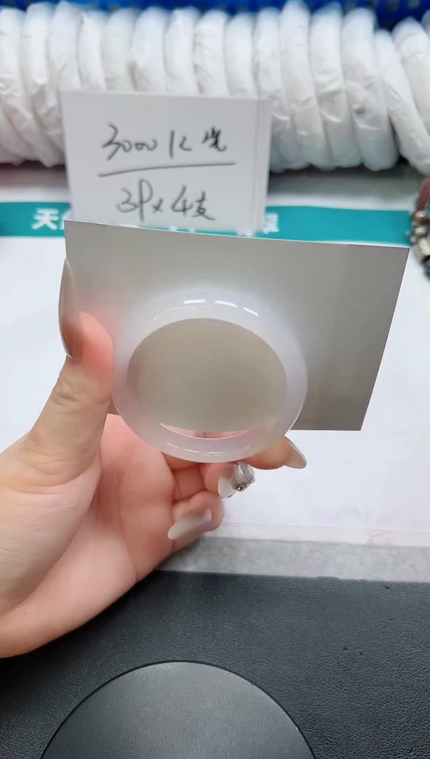石英质玉手镯未镶嵌34-50.4