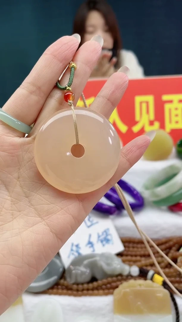 【闪购商品】和田玉颈饰未镶嵌1