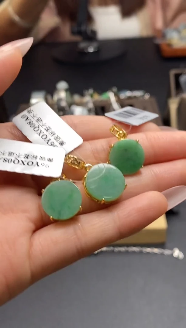 颈饰银S925镶嵌翡翠多样性发一17279