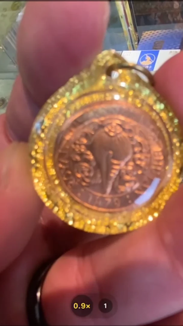 【闪购商品】吊坠-与实物略有差异介意者勿拍