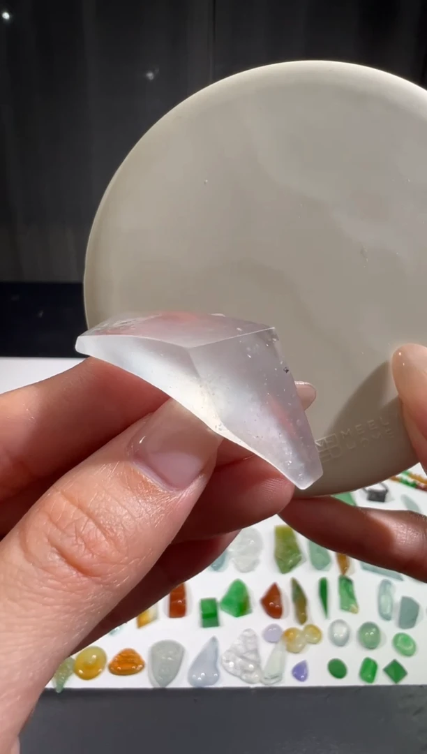 18K金镶嵌定制翡翠缅甸A货翡翠