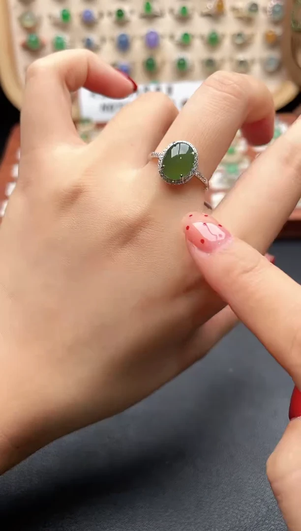 银S925镶嵌戒指翡翠一物一证一礼盒