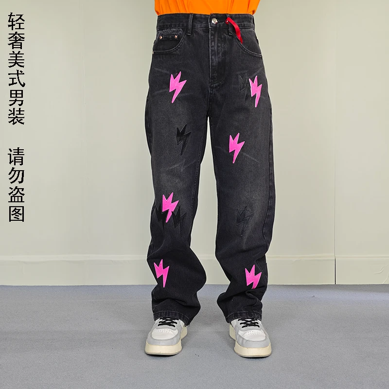 巴黎网红同款美式高街风闪电贴皮牛仔裤男宽松直筒裤潮牌潮流长裤