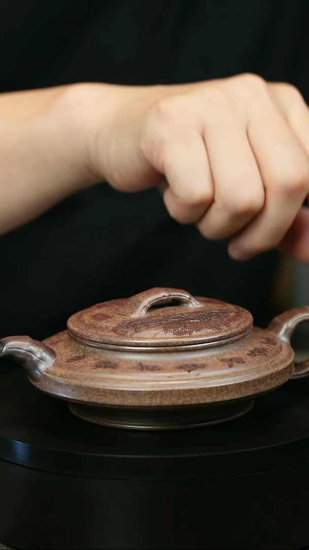 茶壶紫砂用****0H2202李小琴段泥柴烧虚扁