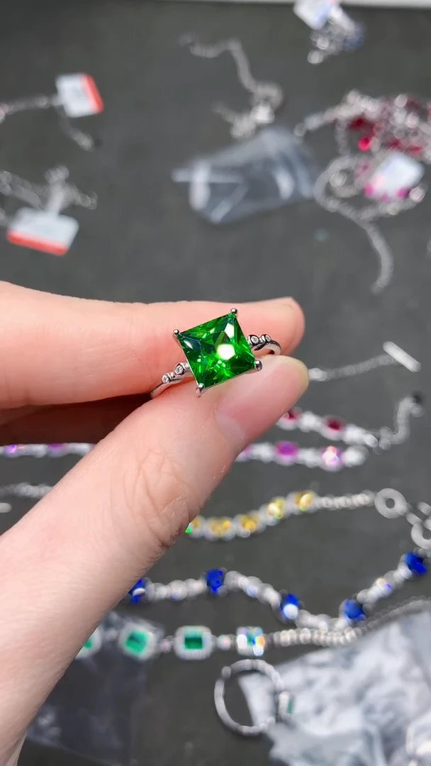 【闪购商品】透辉石戒指银S925镶嵌......