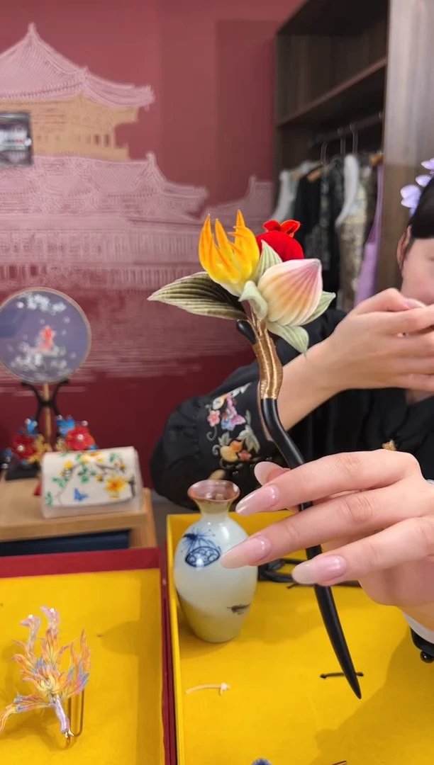 【闪购商品】刺绣 非遗绒花（发饰）