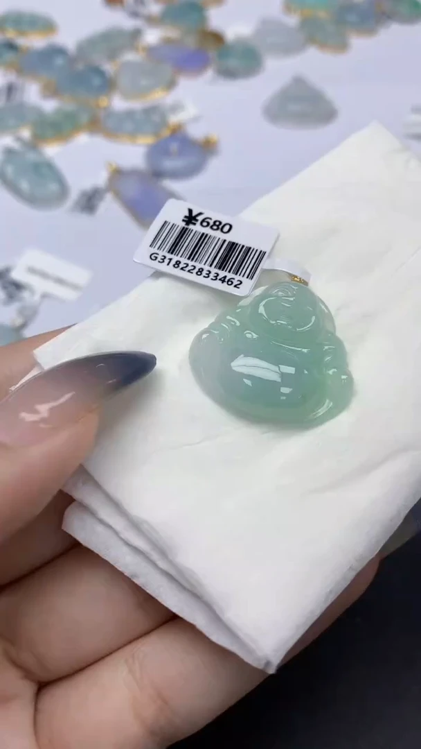 翡翠18K金镶嵌颈饰天然a货翡翠