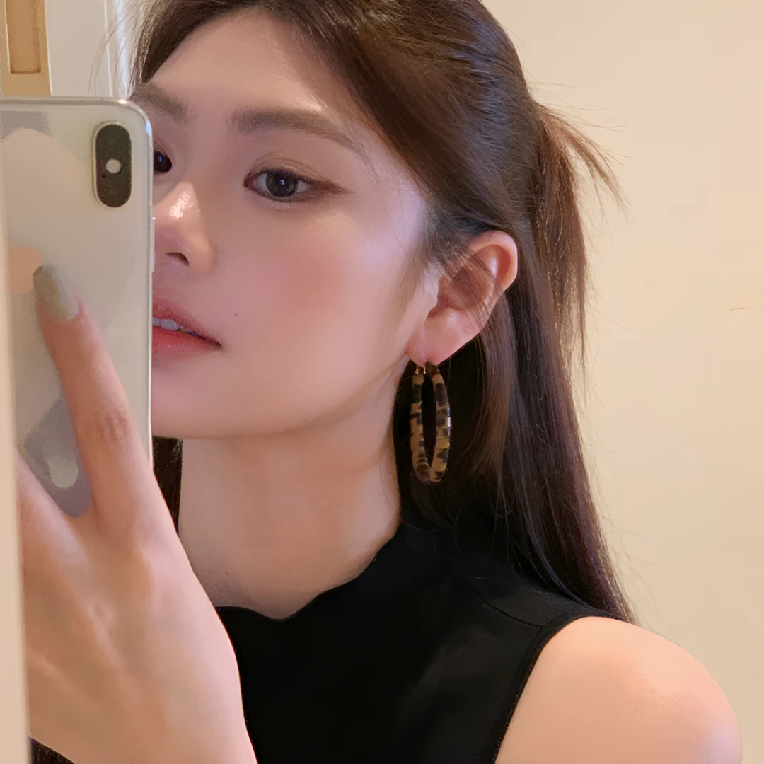 铜合金耳饰  复古美拉德豹纹耳环女高级感气质新时尚时髦流光耳饰