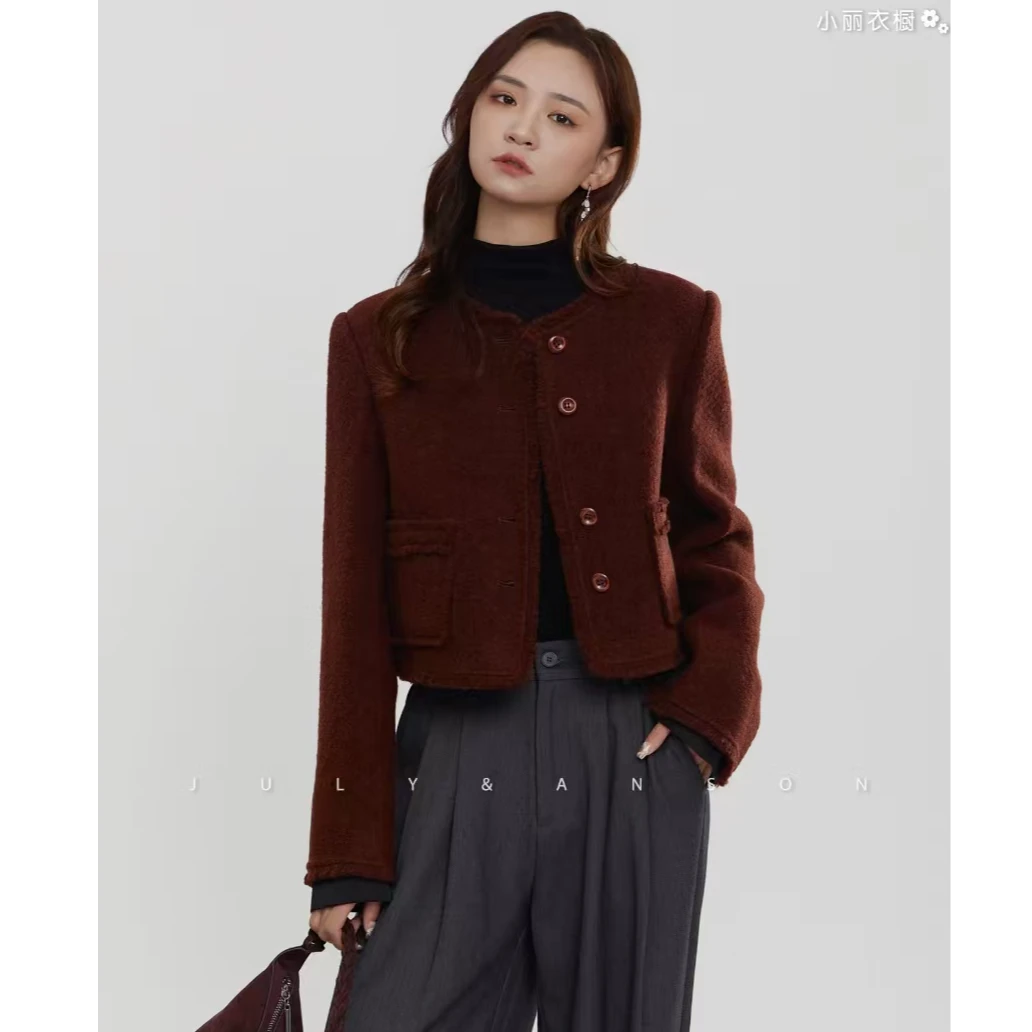 DY47669M须须边两口袋短款大衣