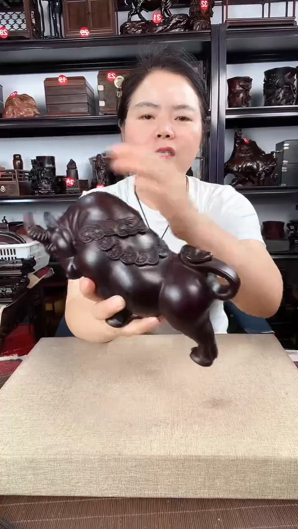 木瑕疵大牛老李红木工艺品