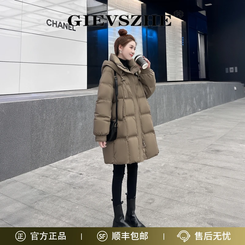 纪诗哲连帽卡其色羽绒服女款中长款高级感宽松加厚保暖白鹅绒外套