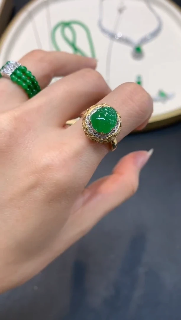 18K金镶嵌戒指翡翠S302|14800