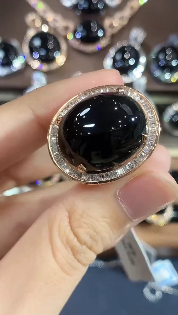 18K金镶嵌戒指翡翠躲****鱼C107