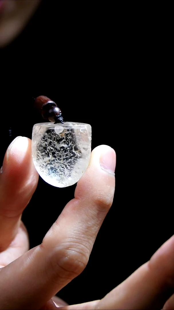 吊坠(赠链)未镶嵌水晶水晶