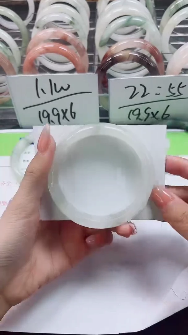 【闪购商品】石英质玉手镯未镶嵌A334-58/59