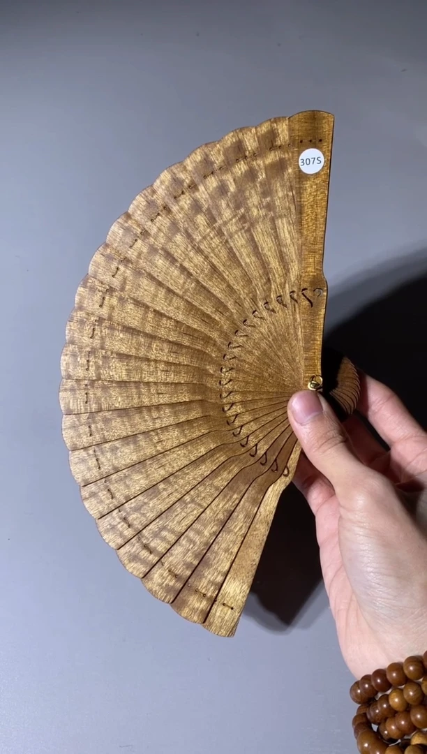 【闪购商品】金丝楠307号15cm金丝楠木小叶桢楠扇子