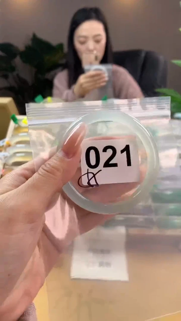 【闪购商品】玛瑙/玉髓手镯未镶嵌021