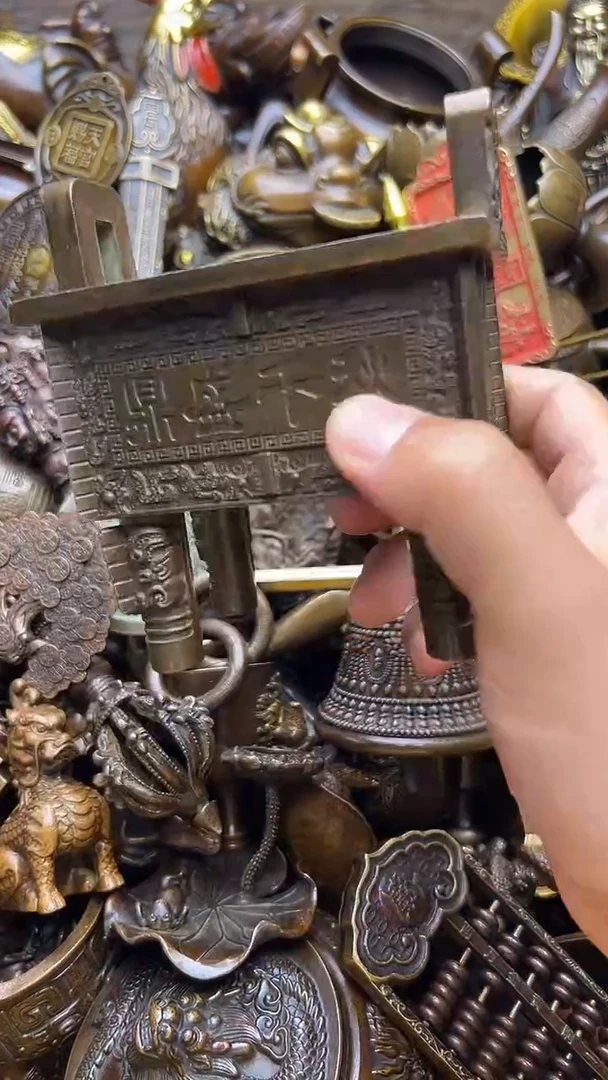 精美铜器，点击即可下单