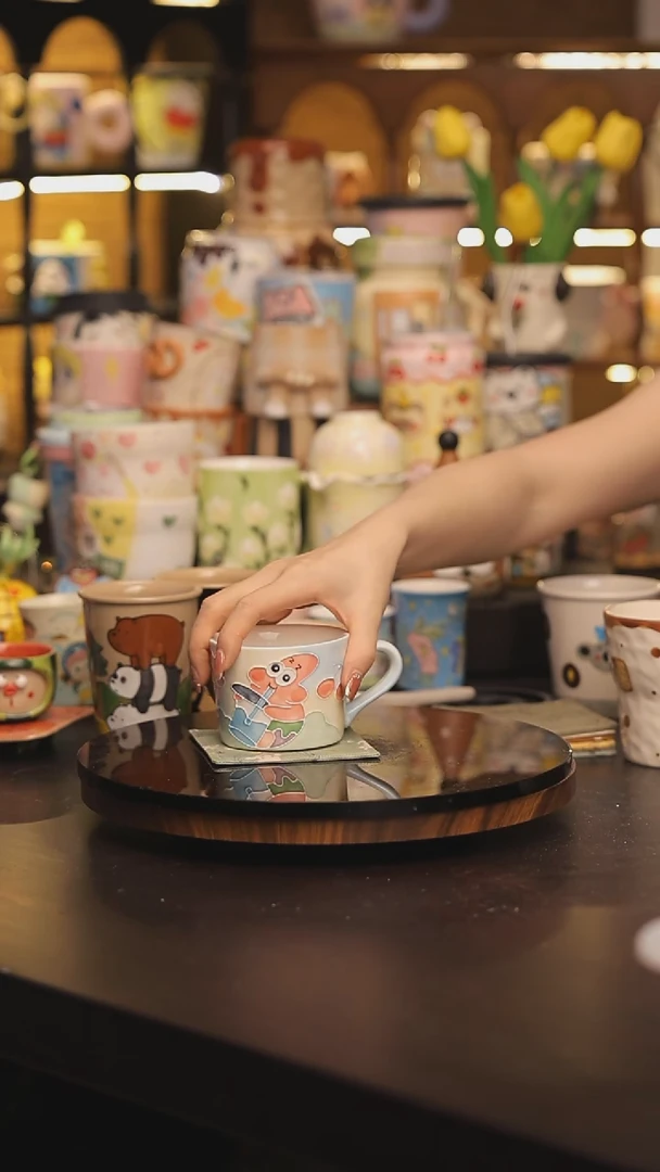 景德镇釉下彩绘设计师款式陶瓷