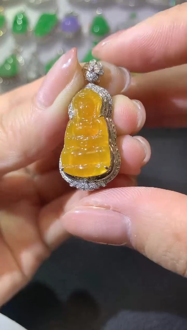 【闪购商品】翡翠吊坠(不含链)18K金镶嵌A60