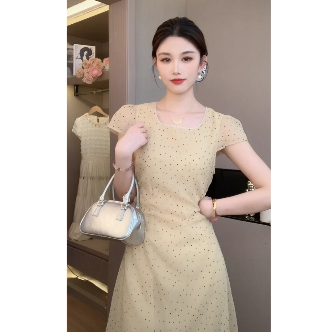 【梦梦&GERTC】絮语 夏季新款方领波点收腰显瘦连衣裙 WG252L1148