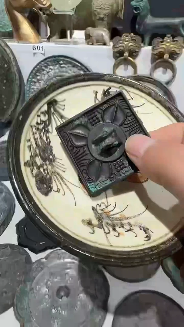 摆件