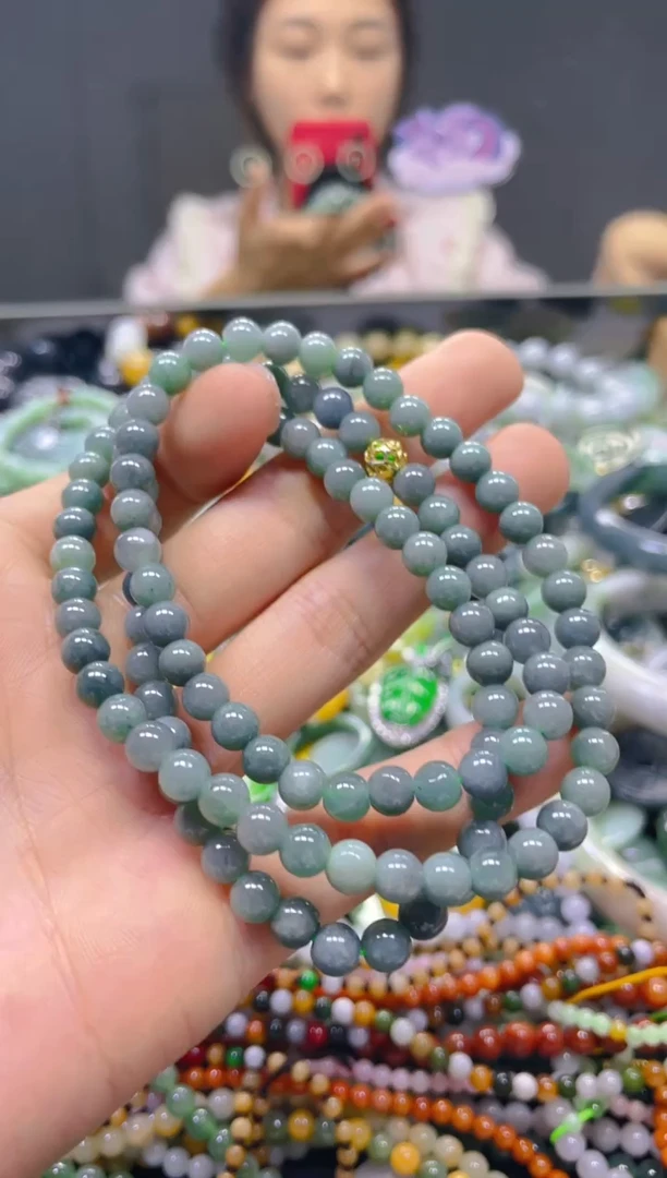 颈饰未镶嵌翡翠5MM/J/翡翠A货，一件也是批发价