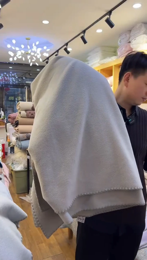 棉加绒毯 灰色  75