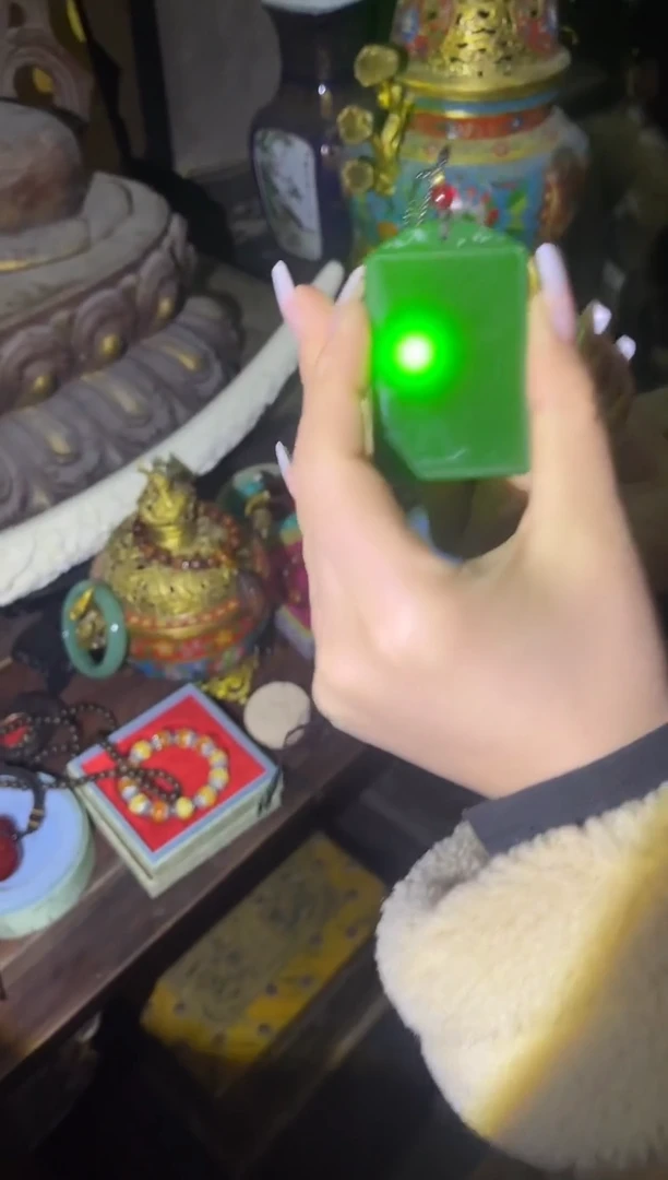 【闪购商品】翡翠颈饰未镶嵌22合合合合合合合合