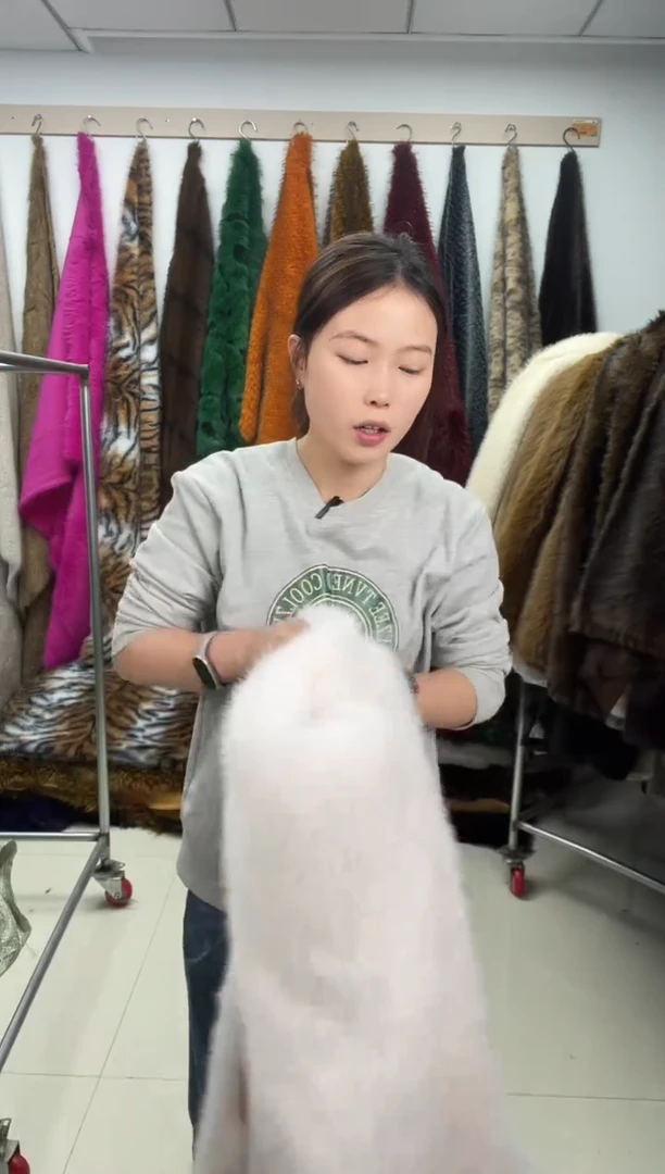 狐狸毛D040尺寸1.8*0.6