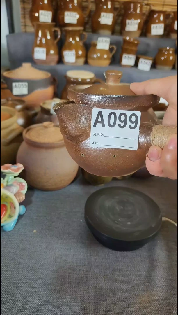 粗陶甭*A099号瑕疵带盖煮茶壶500cc