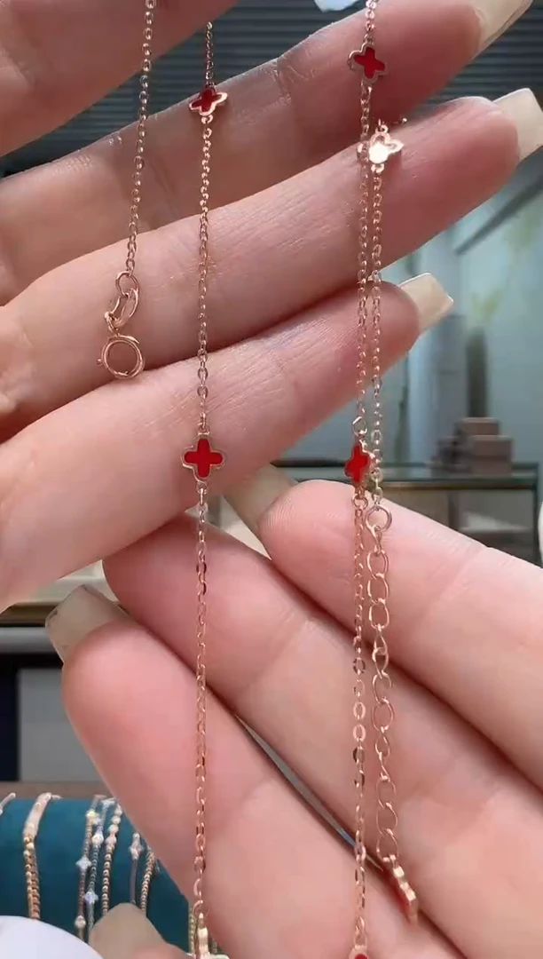 【闪购商品】18K金项链多花锁骨链K红