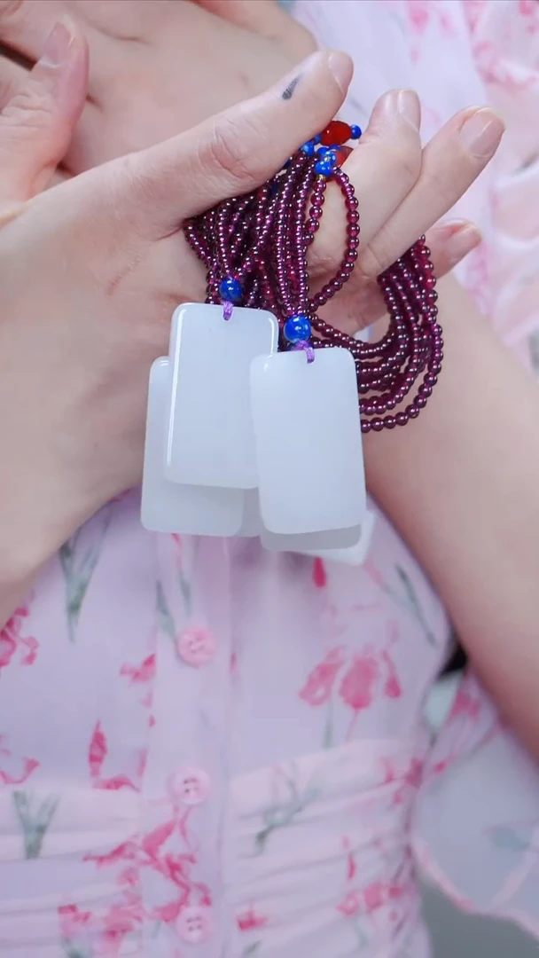 石英质玉未镶嵌颈饰95【多样性发一裸石43*7.9*24